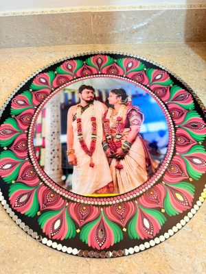 Mandala Photo Frame (20-inch diameter)