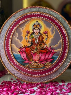 Goddess Lakshmi Hand-Painted Artwork Pure and original Kundan's work Size 20 inch 